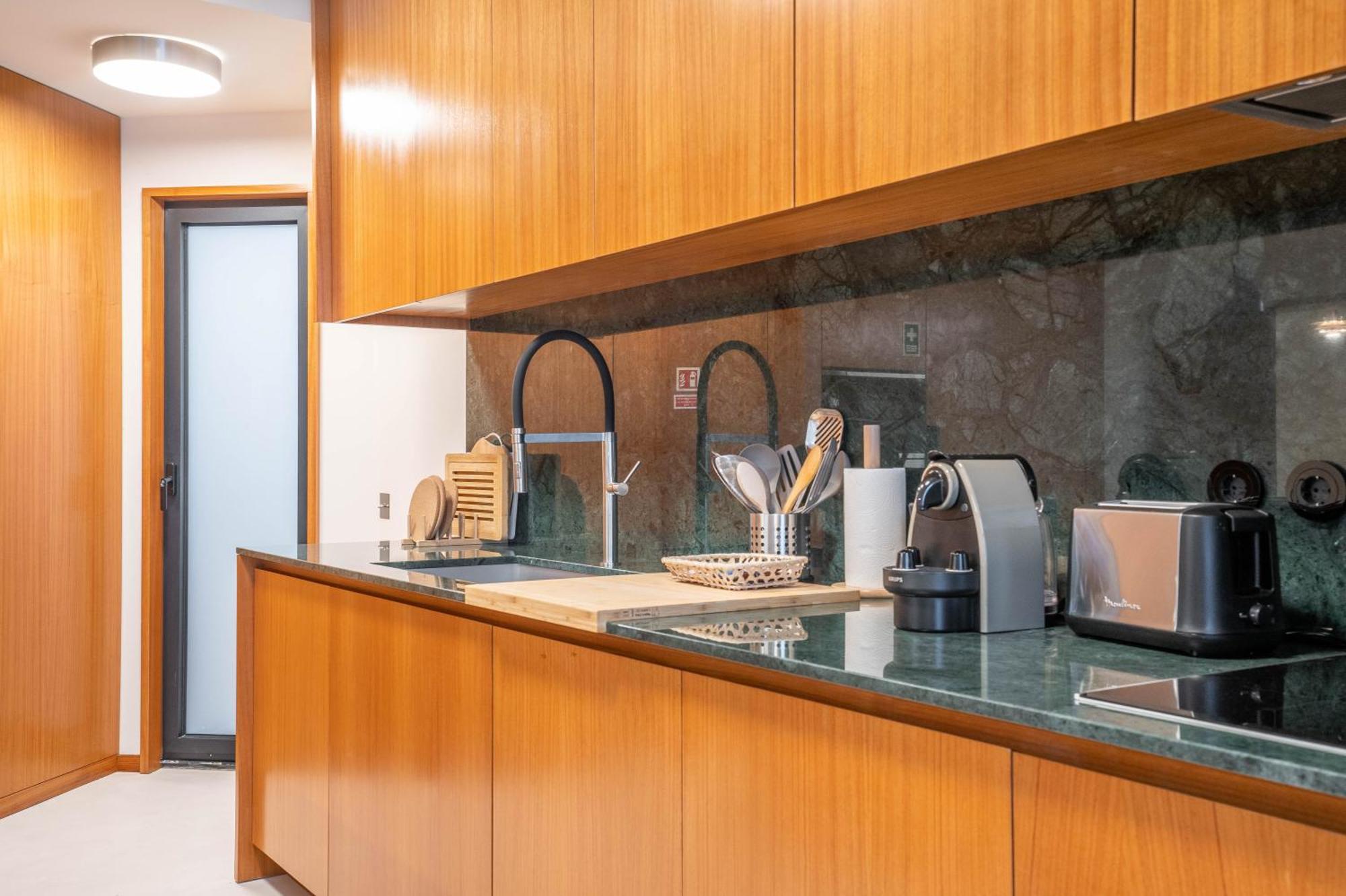 Sublime Downtown Retreat By Elsa